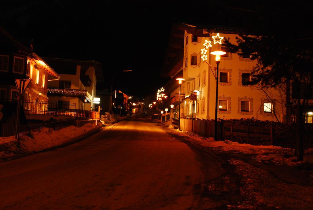 Hotel Haus Dorfschmied Flirsch Exteriér fotografie
