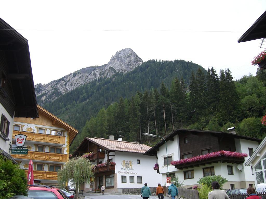 Hotel Haus Dorfschmied Flirsch Exteriér fotografie