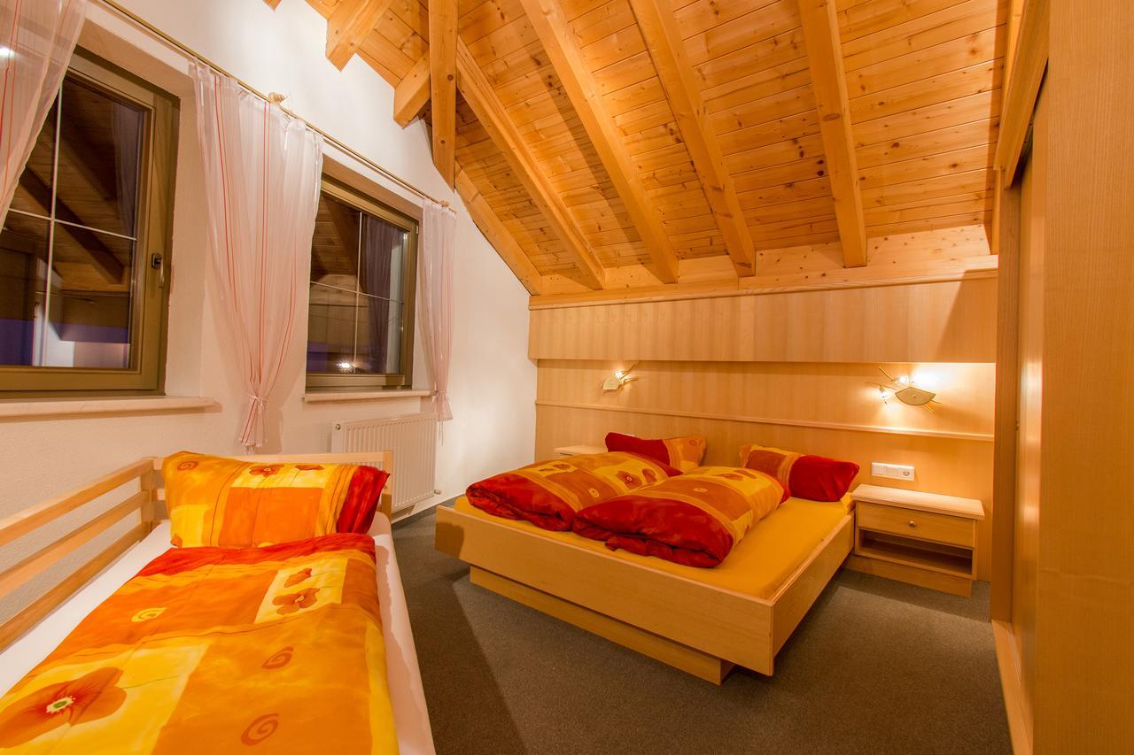 Hotel Haus Dorfschmied Flirsch Exteriér fotografie