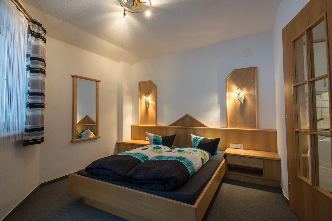 Hotel Haus Dorfschmied Flirsch Exteriér fotografie